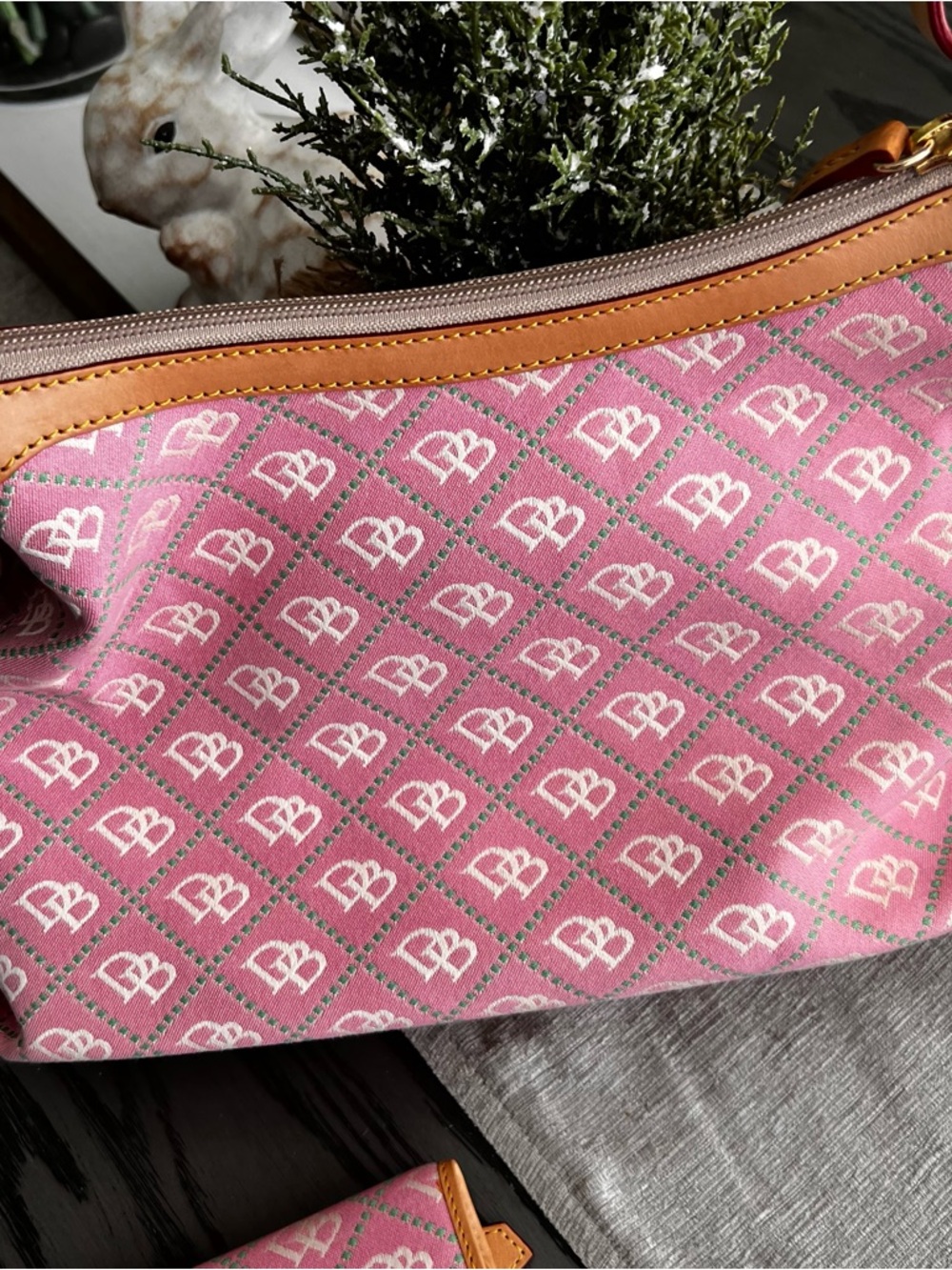 🌸 NWT! Vtg Pretty n Pink Dooney & Bourke East West Handbag w Matching Wallet - Picture 9 of 12